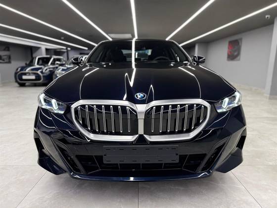 BMW 530e 2.0 TWINPOWER PHEV M SPORT AUTOMÁTICO